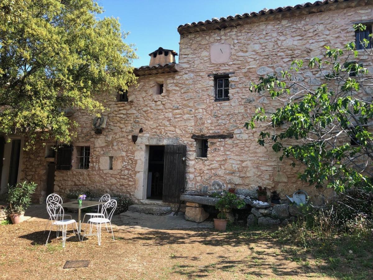 Le Jas Des Aiguiers Ξενοδοχείο Saint-Saturnin-les-Apt Εξωτερικό φωτογραφία
